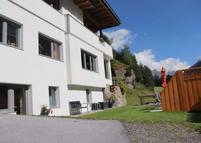 Bergspitz 公寓 *